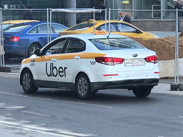 TAXI Yandex Uber 2