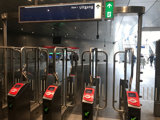 OV Metro Amsterdam