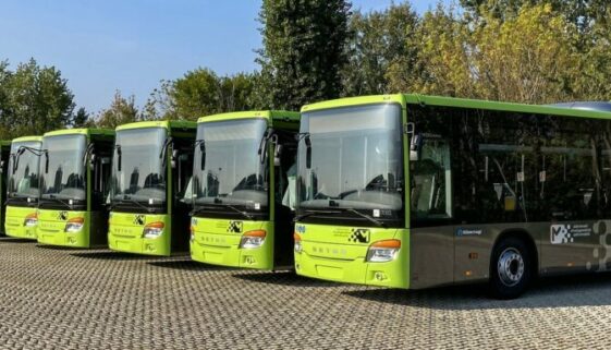 BUS 4 - Daimler Buses
