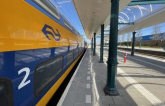 RAIL NS FNV staking00_img-4081