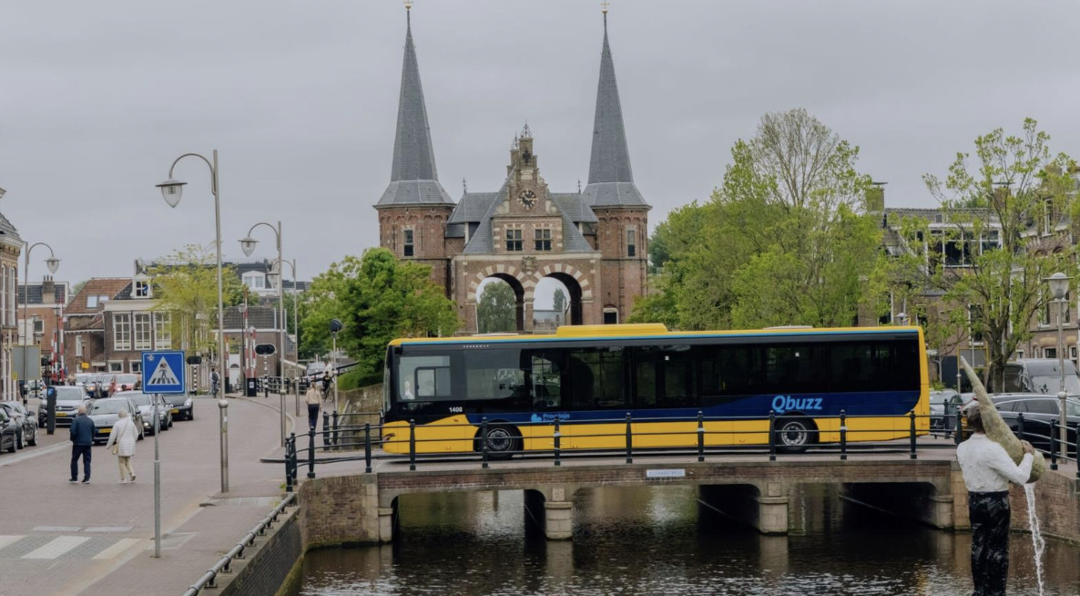 BUS sneek