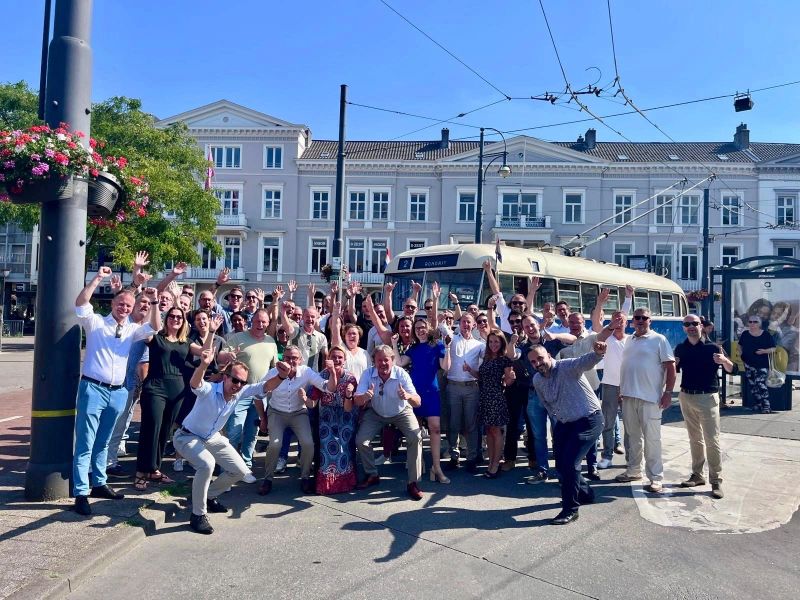 OV2 Feest bij medewerkers