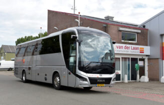 BUS vanderlaantouringcar4