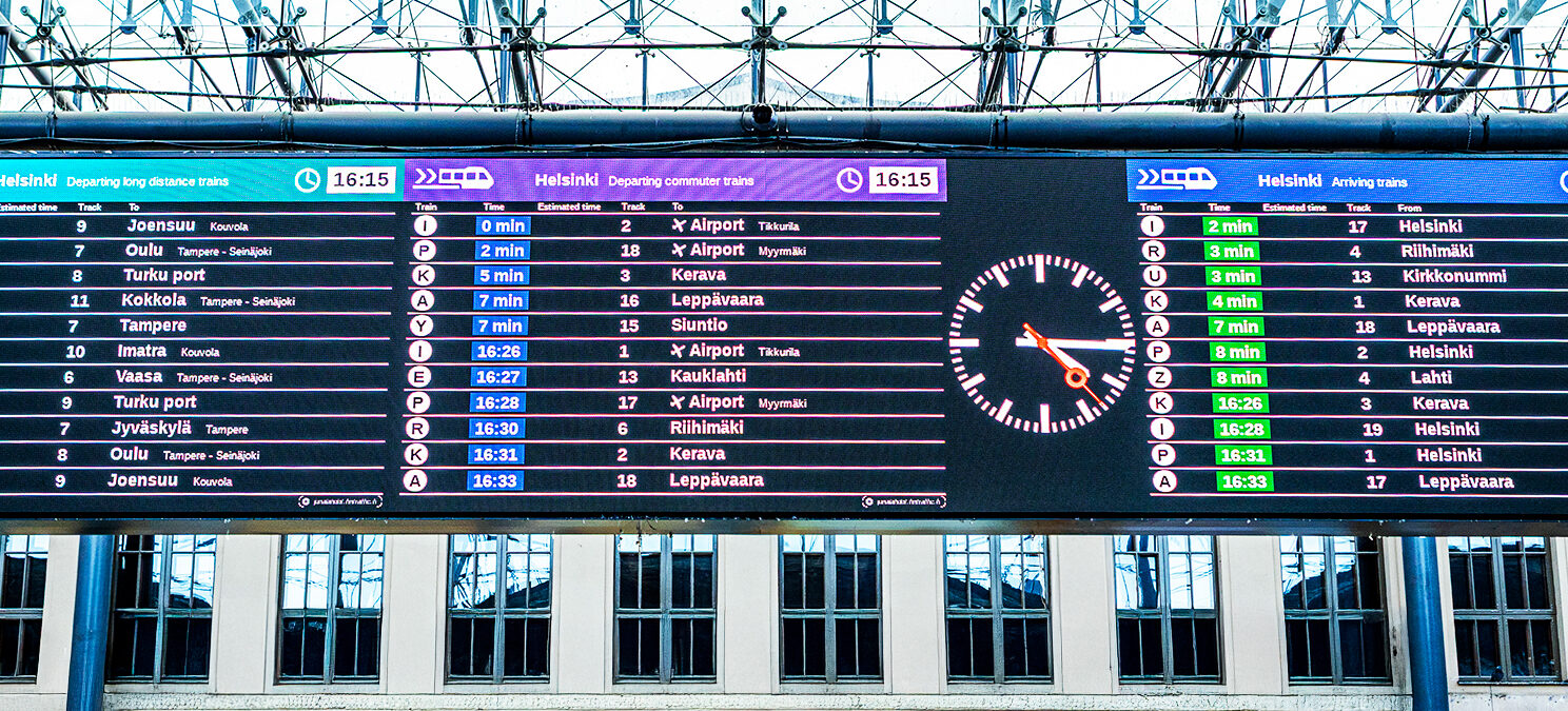 HKI Central railway station