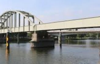 RAIL Spoorbrug Maastricht Rover