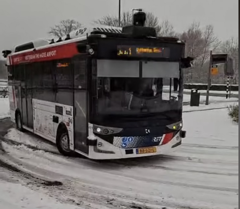 bus snow copy