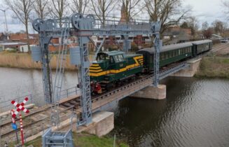 RAIL 1-ffad-44d6-b705-be4f01755cee