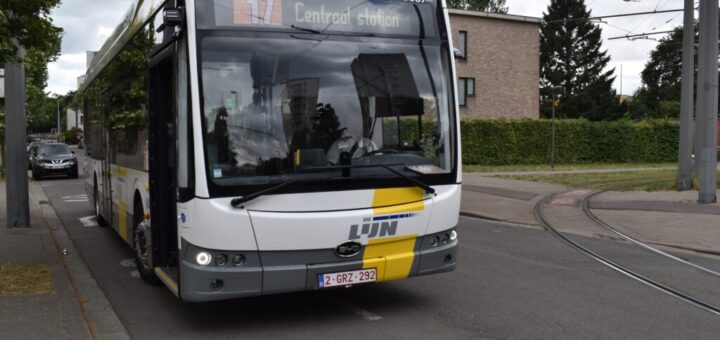 BUS De Lijn HWr