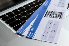 MOB 3 Vliegtuigtickets