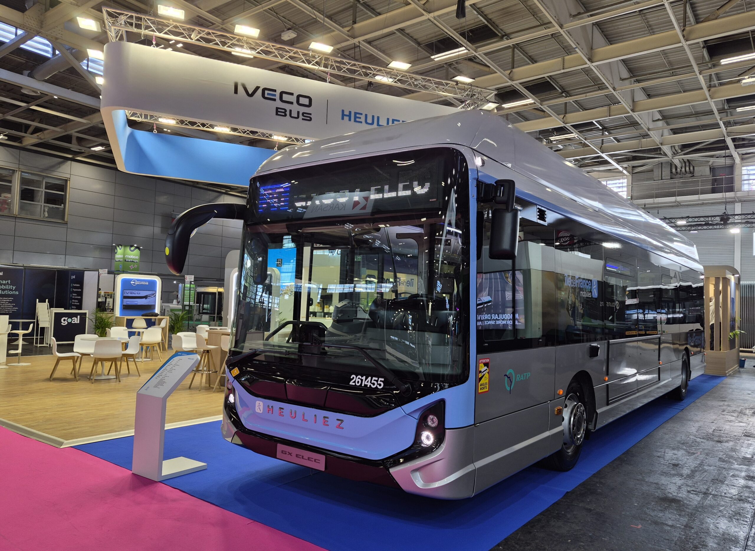BUS Iveco