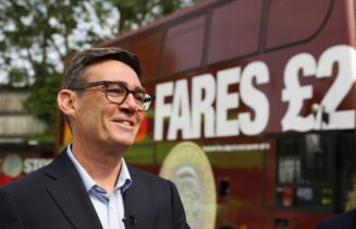 BUS Burnham
