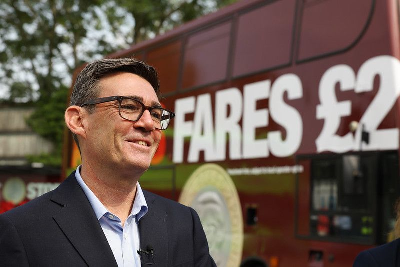 BUS Burnham