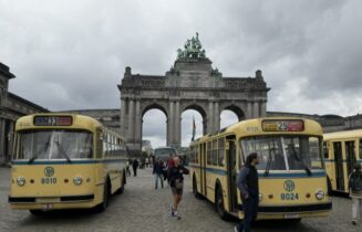 BUS MIVB Jubelpark