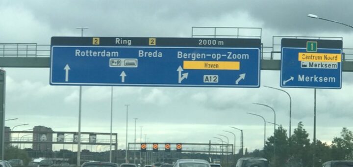 MOB Snelwegborden