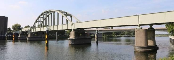 RAIL Spoorbrug Maastr_