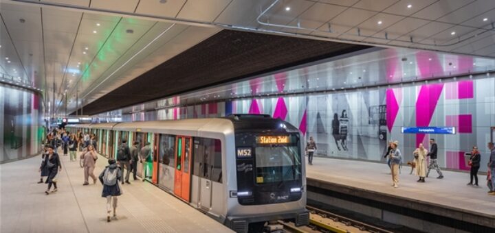 RAIl Metro Amsterdam
