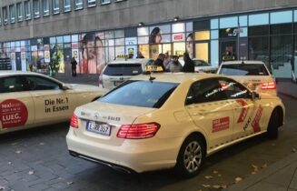 TAXI Mercedes-Benz