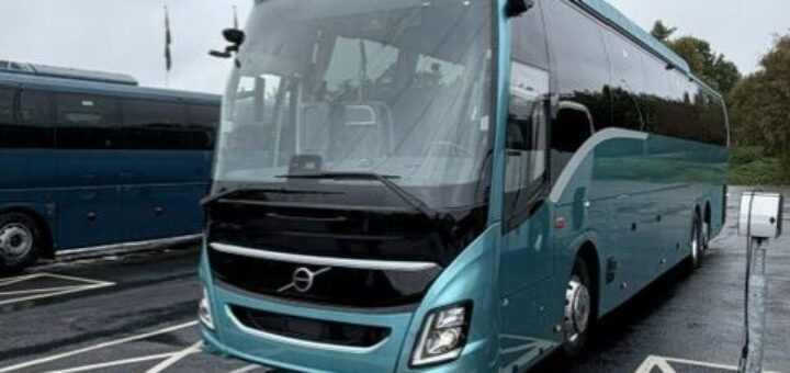BUS 1 Volvo e-bus BZR
