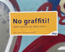 RAIL 3 Graffiti