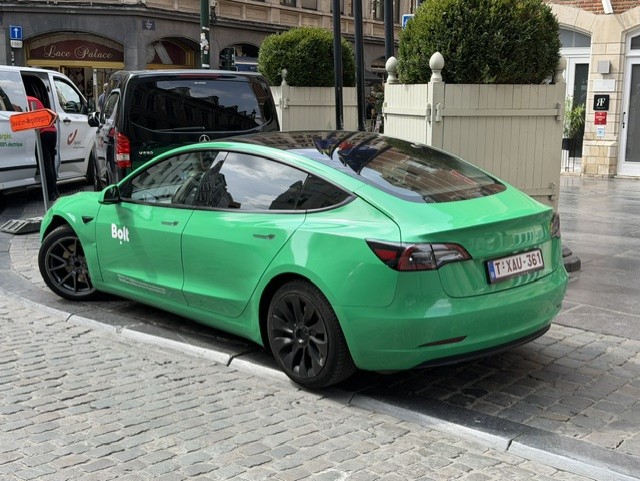 TAXI 2 Bolt